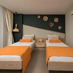 Lapis - Kalkan